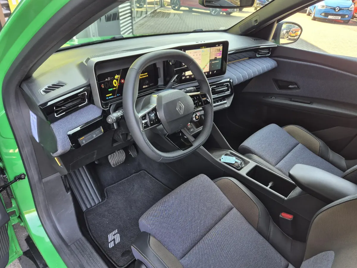 5 comfort range techno 52 kWh Pack Winter, V2G, Navigatie, Apple/Android Auto, Camera