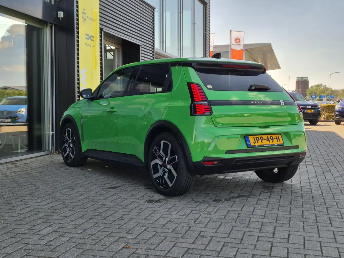5 comfort range techno 52 kWh Pack Winter, V2G, Navigatie, Apple/Android Auto, Camera