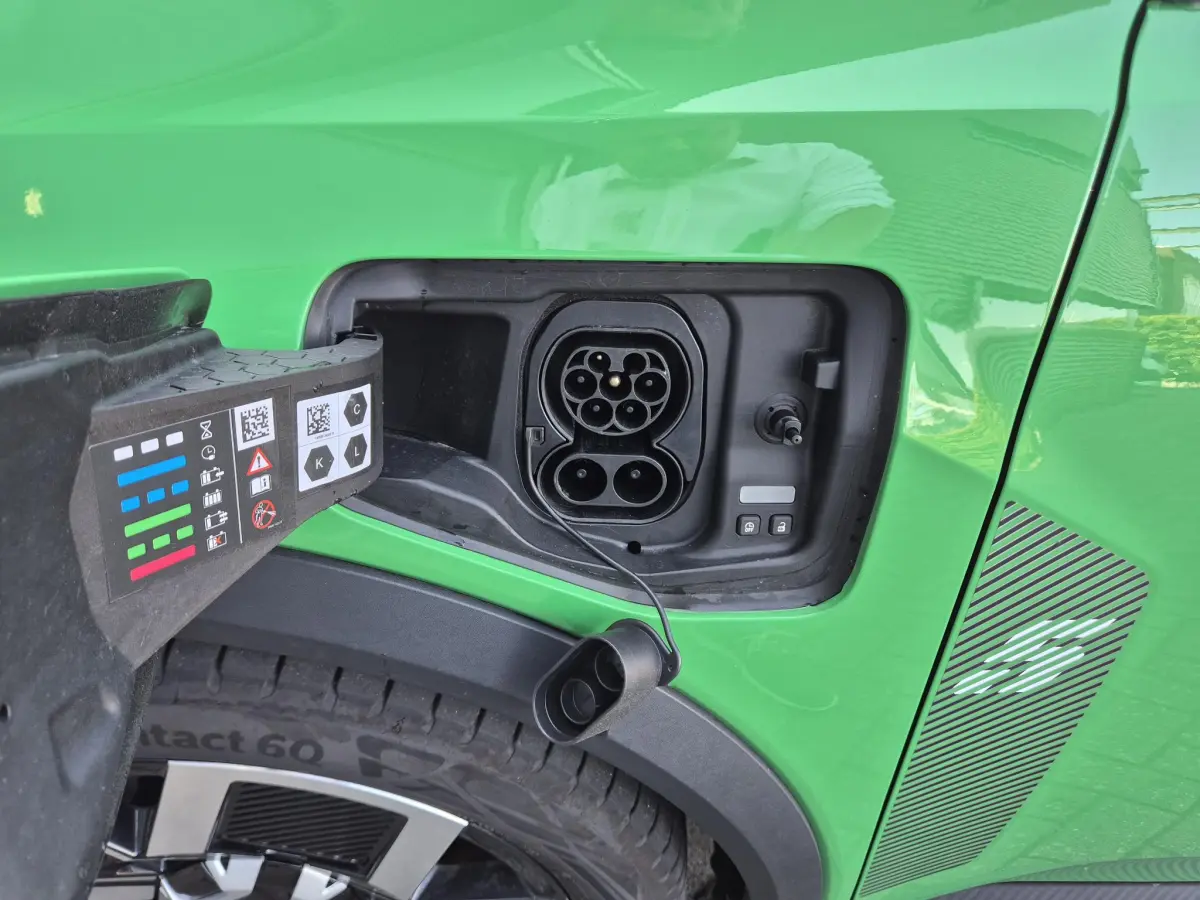 5 comfort range techno 52 kWh Pack Winter, V2G, Navigatie, Apple/Android Auto, Camera