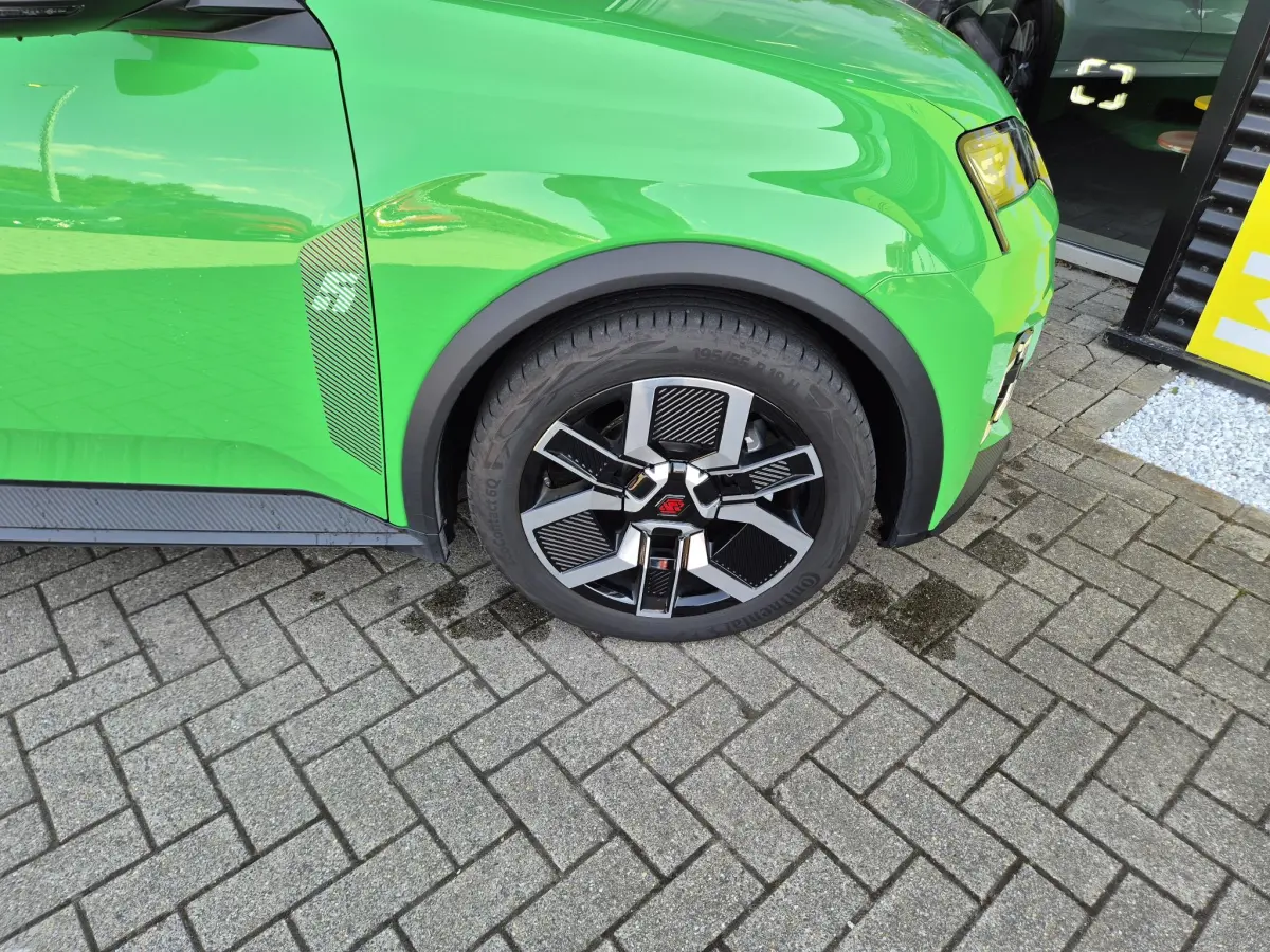5 comfort range techno 52 kWh Pack Winter, V2G, Navigatie, Apple/Android Auto, Camera