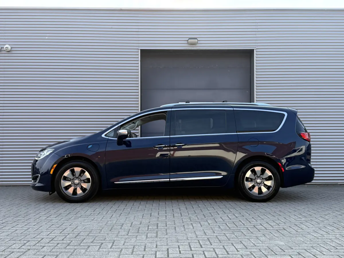Pacifica 3.6 V6 Hybrid I PHEV I Aut. I 7 Pers. I Pano.dak I Leder I Carplay