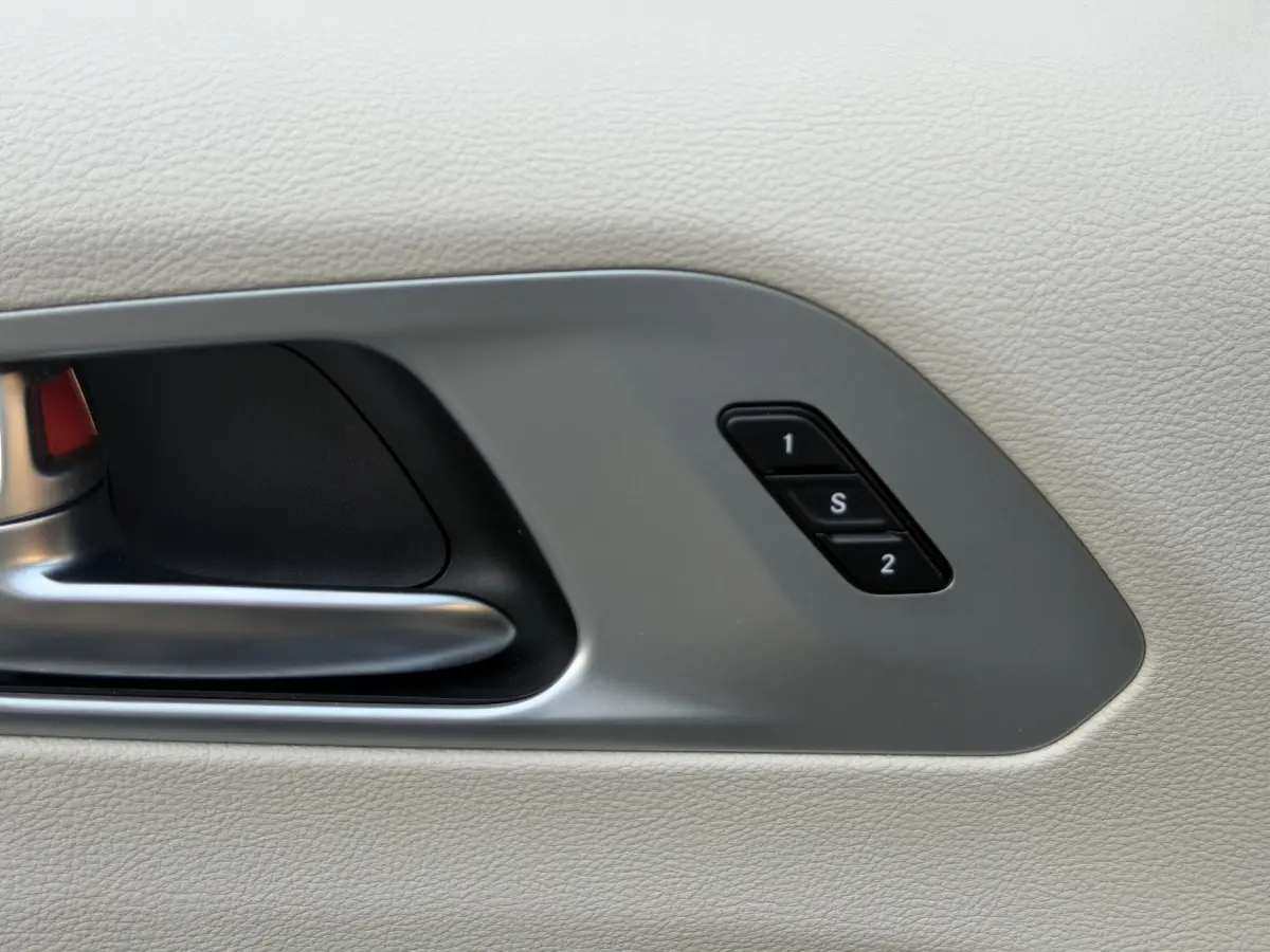 Pacifica 3.6 V6 Hybrid I PHEV I Aut. I 7 Pers. I Pano.dak I Leder I Carplay
