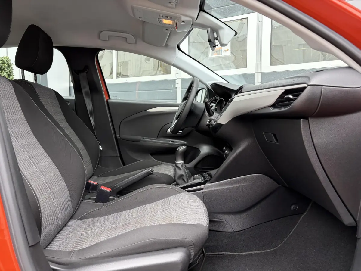 Corsa 1.2 Edition | Camera | CarPlay | Climate | CV |