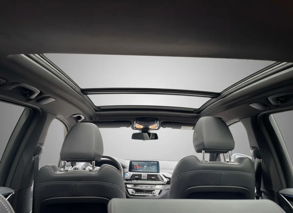 iX3 High Executive 80 kWh PANORAMA DAK, FULL OPTIOS, DEALER ONDERHOUDEN