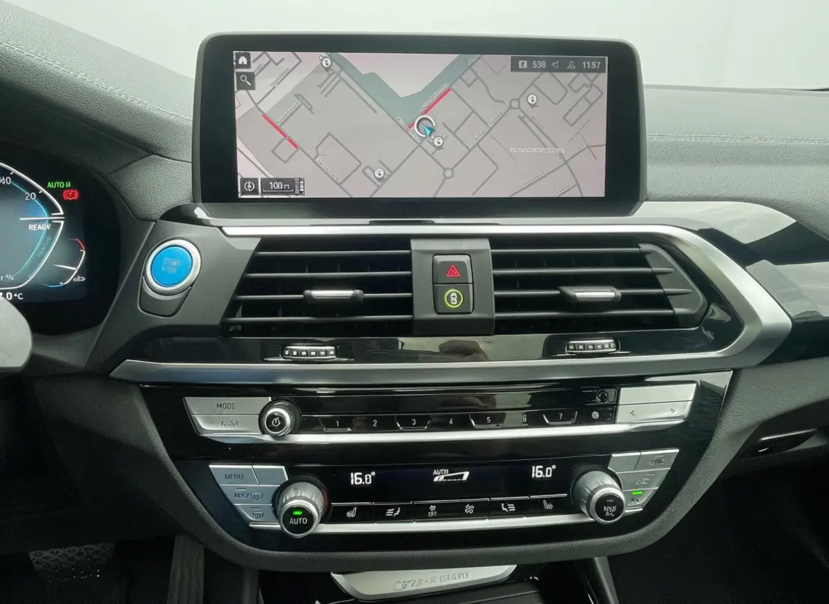 iX3 High Executive 80 kWh PANORAMA DAK, FULL OPTIOS, DEALER ONDERHOUDEN