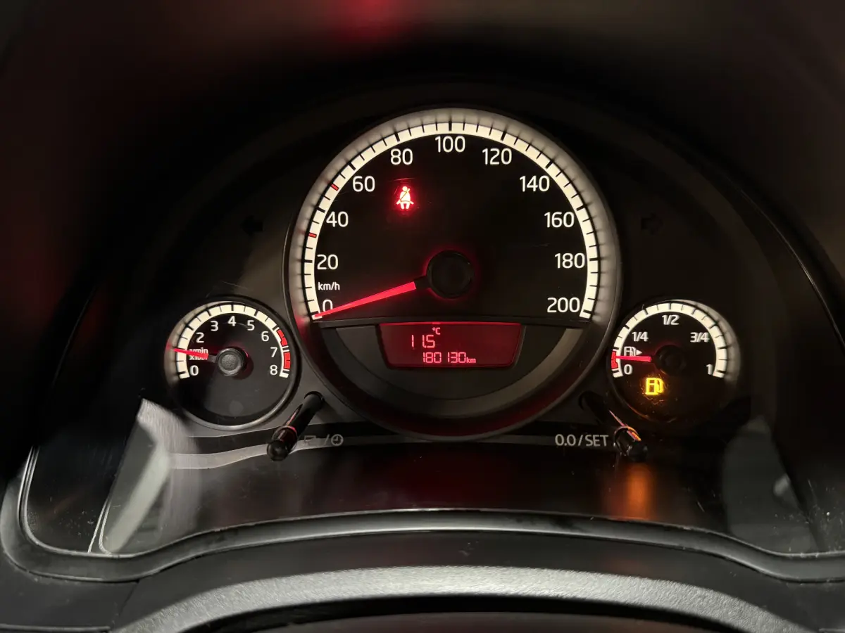 up! 1.0 move up! BlueMotion // Airco