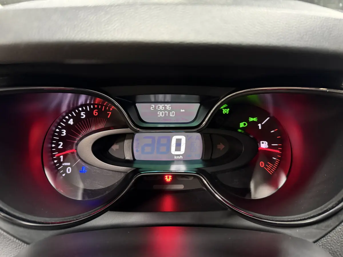 Captur 0.9 TCe Limited // Airco // Navi // lm velgen