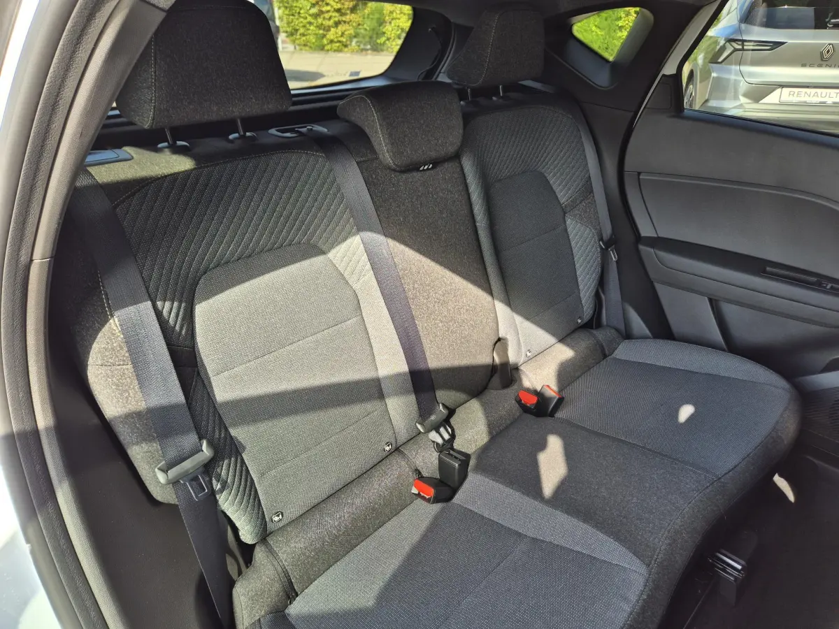 Captur 1.3 mild hybrid 160 EDC AUTOMAAT techno Camera, Adaptive Cruise Control, Stoel/Stuur verw., Apple/An