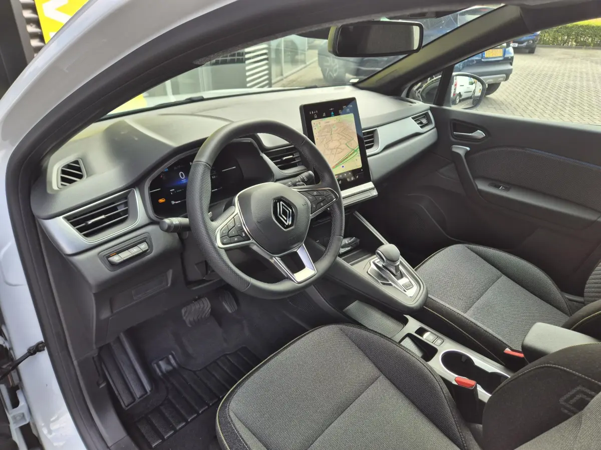 Captur 1.3 mild hybrid 160 EDC AUTOMAAT techno Camera, Adaptive Cruise Control, Stoel/Stuur verw., Apple/An