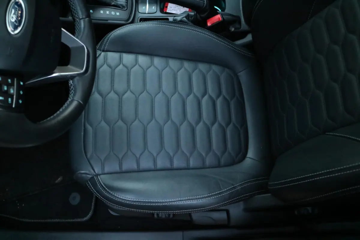 Fiesta 1.0 EcoBoost Vignale | Panorama | Automaat! | Full Optie! |