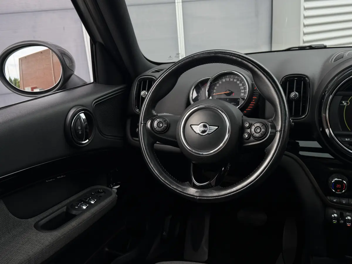 Countryman 1.5 Cooper Chili I Aut. I Pano.dak I Navi