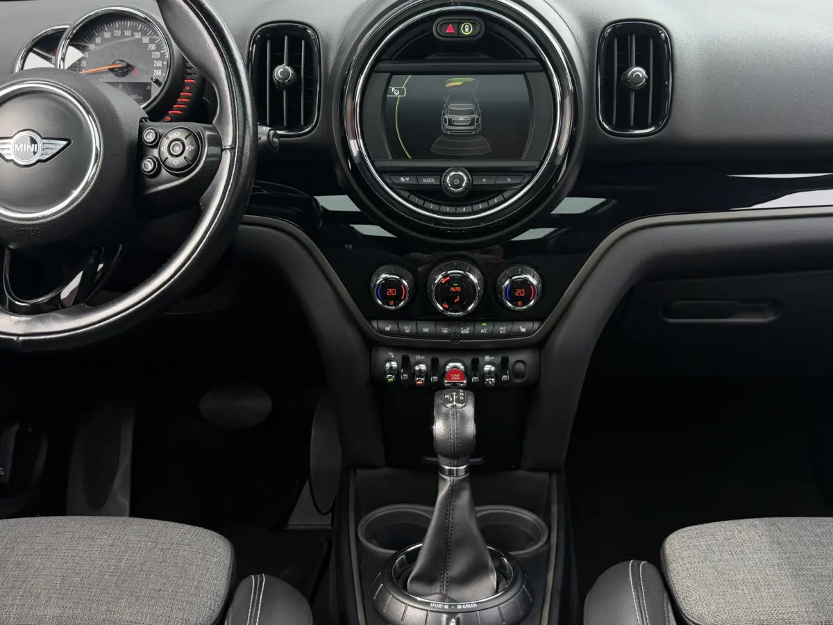 Countryman 1.5 Cooper Chili I Aut. I Pano.dak I Navi