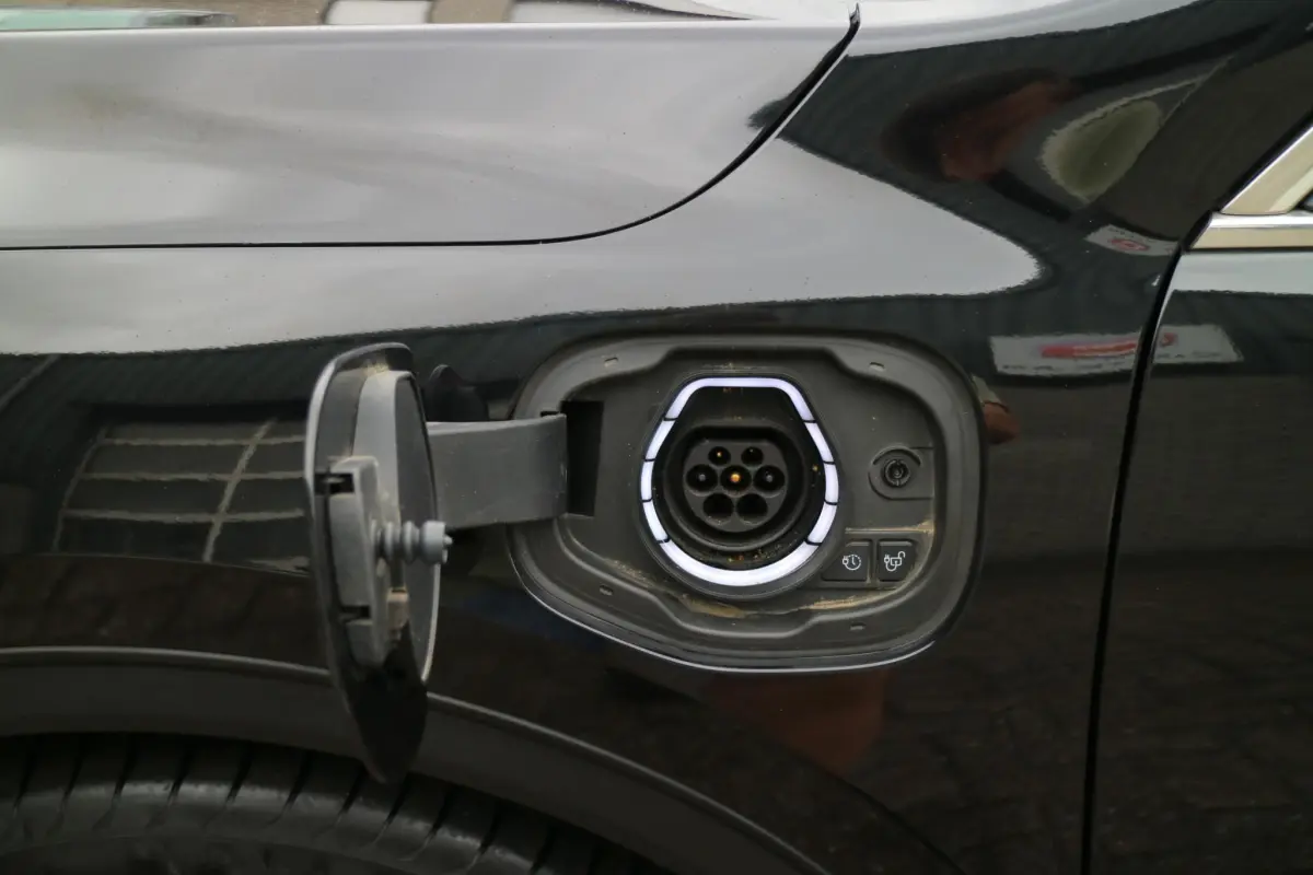 Kuga 2.5 PHEV Titanium X | Camera | Leder | LED |