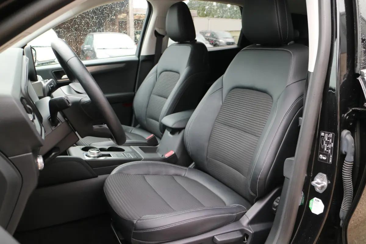 Kuga 2.5 PHEV Titanium X | Camera | Leder | LED |