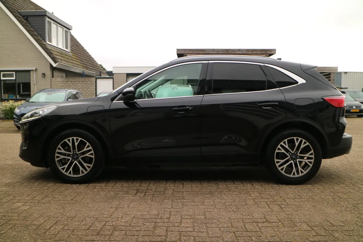 Kuga 2.5 PHEV Titanium X | Camera | Leder | LED |