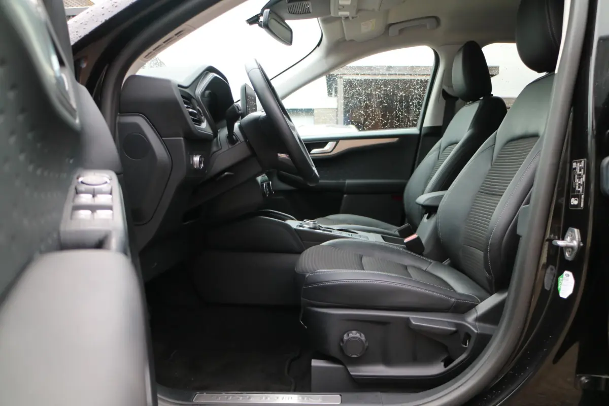 Kuga 2.5 PHEV Titanium X | Camera | Leder | LED |