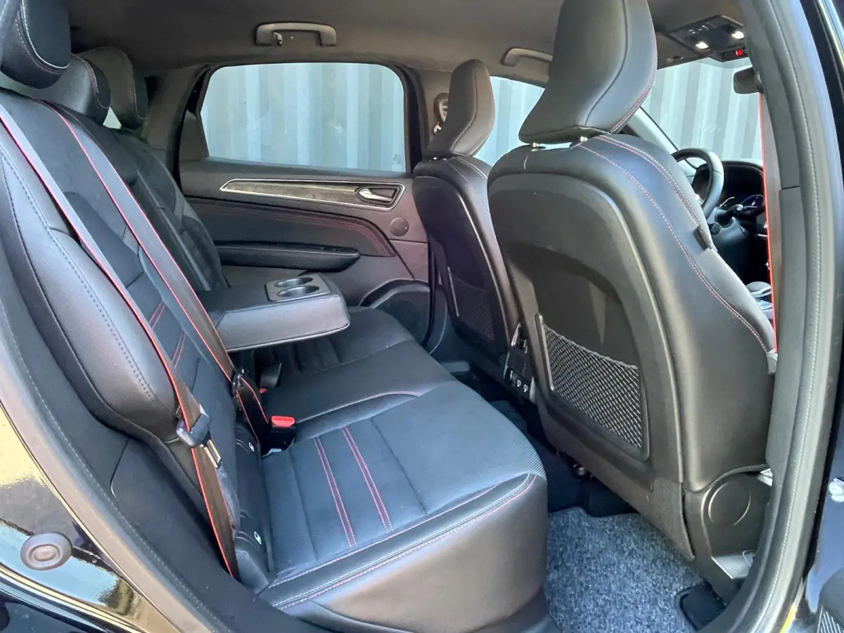 Arkana 1.6 E-Tech Hybrid 145 R.S. Line, Full Options