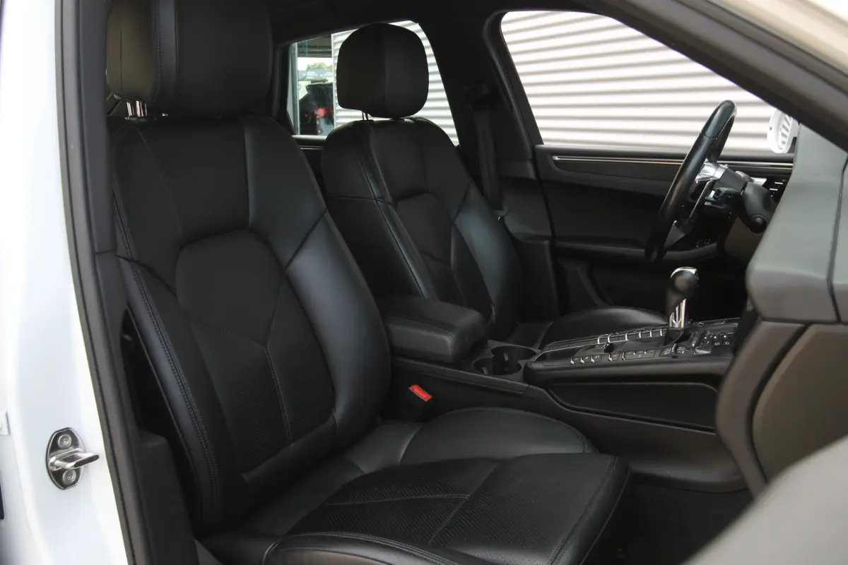 Macan 2.0 I Aut. I Navi I Leder