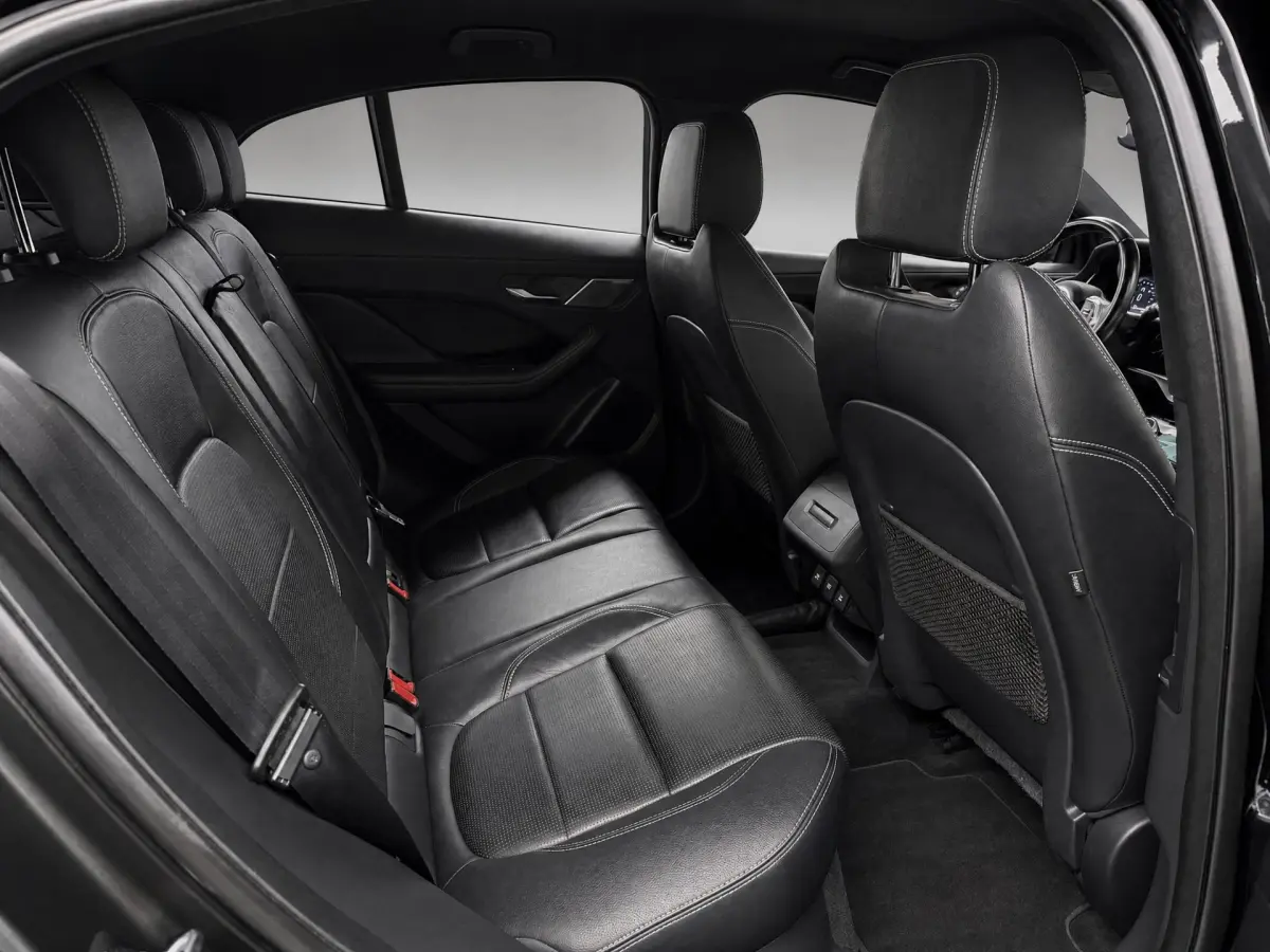 I-PACE EV400 HSE 90 kWh