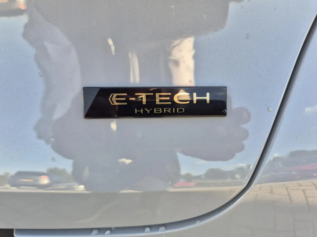 Captur 1.8 E-Tech full hybrid 160 techno Nw. Model!!, Adaptive Cruise, Camera, Google Navi, Apple/Android A