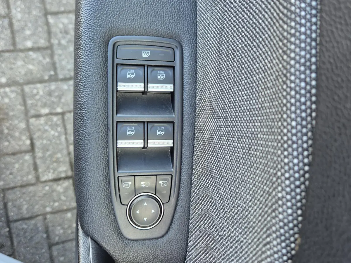 Captur 1.8 E-Tech full hybrid 160 techno Nw. Model!!, Adaptive Cruise, Camera, Google Navi, Apple/Android A