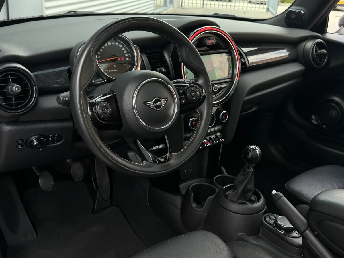 3-Deurs 1.5 Cooper Chili I Pano.dak I Carplay I Leder I Camera I Harman Kardon