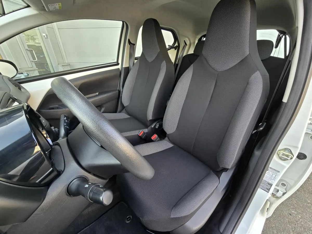Aygo 1.0 VVT-i x-fun