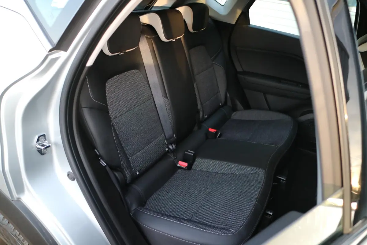 Captur 1.3 TCe 155 Intens | Automaat! | Trekhaak! | Camera |