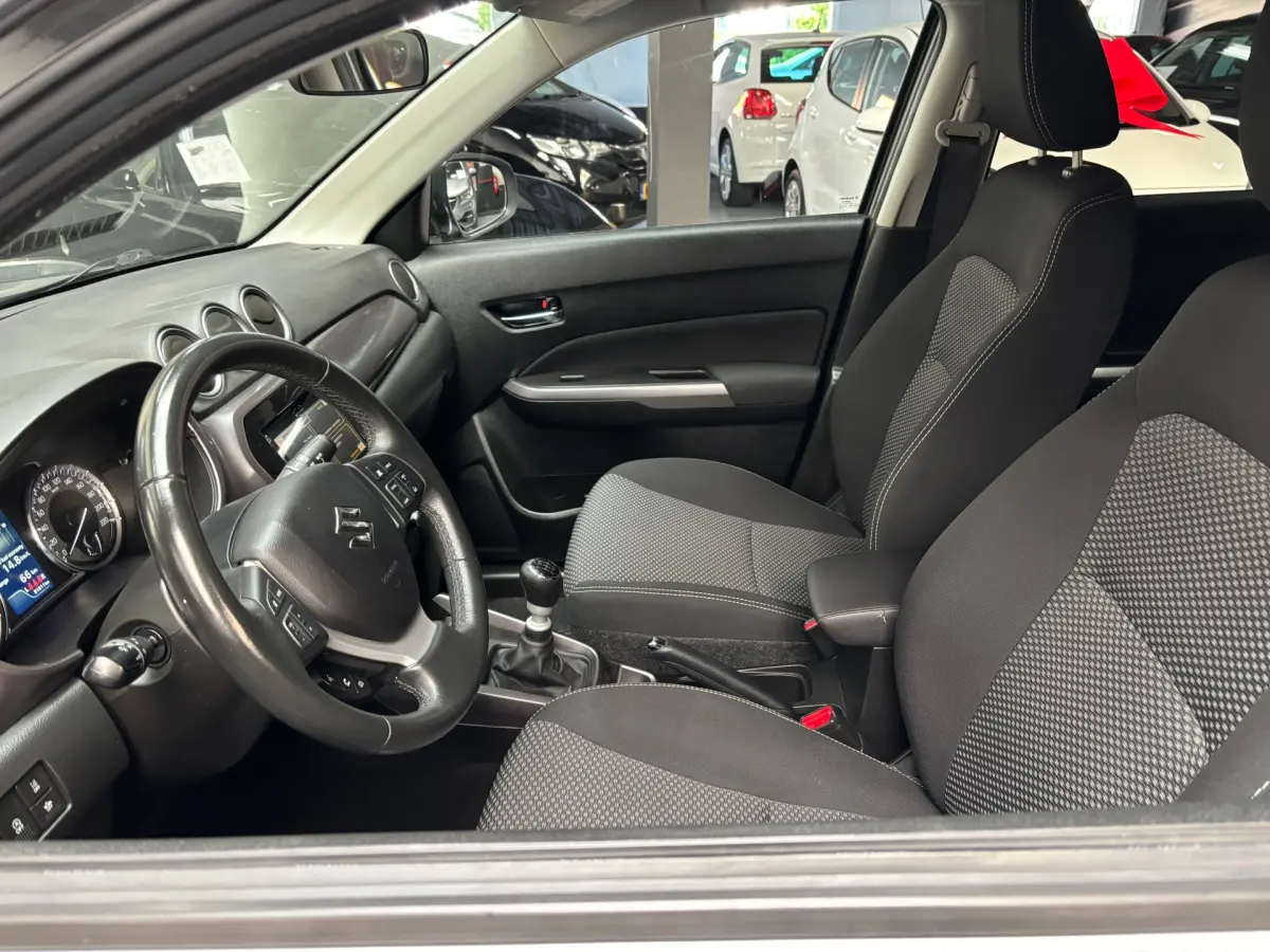 Vitara 1.4 Boosterjet Comfort Smart Hybrid /Camera / Navi