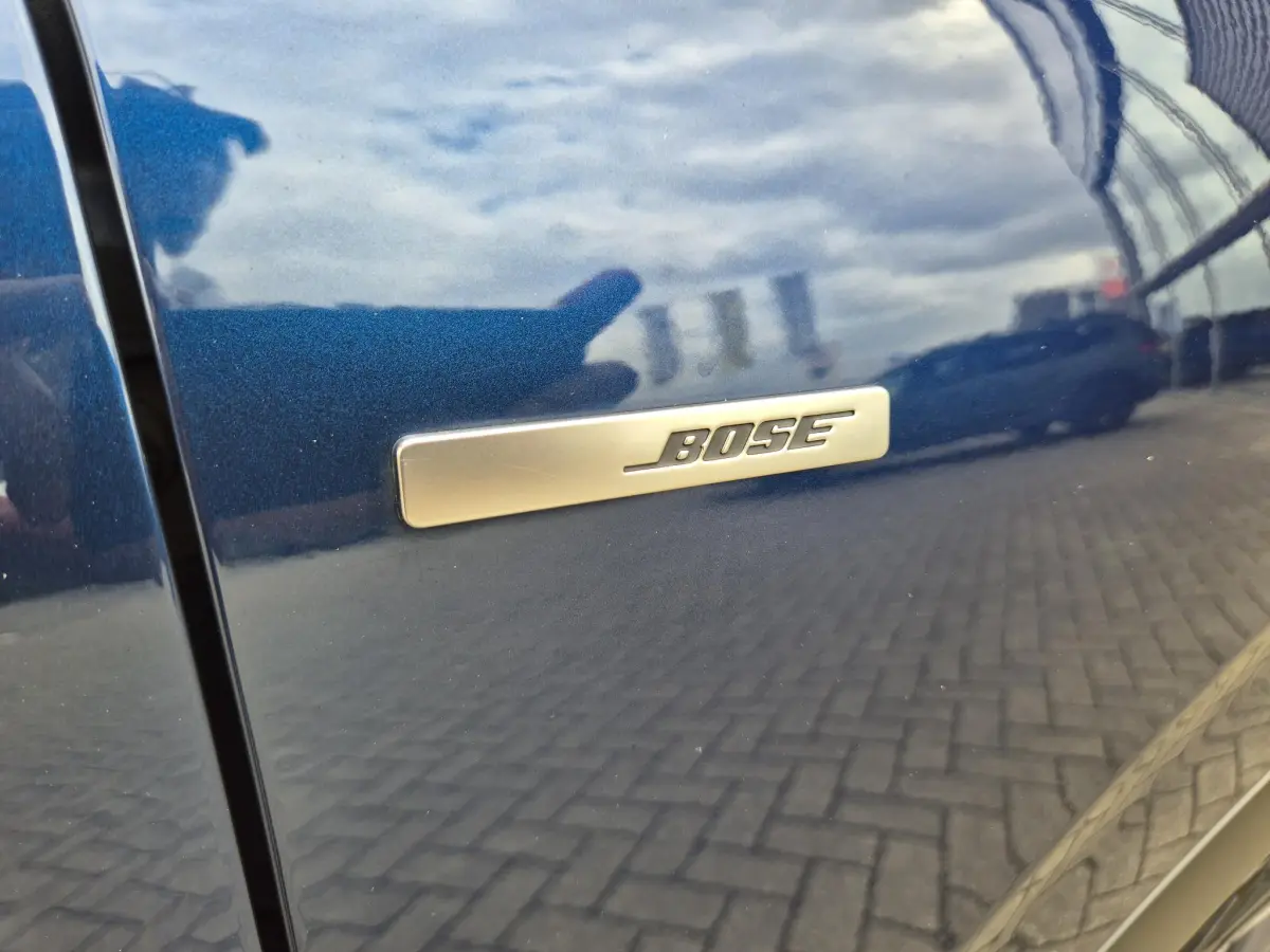 Kadjar TCe 130 Bose Camera + P-sensoren, Dode hoek bewaking, BOSE Audio, Navigatie