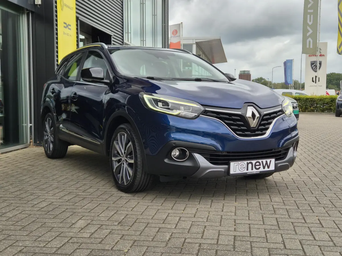 Kadjar TCe 130 Bose Camera + P-sensoren, Dode hoek bewaking, BOSE Audio, Navigatie