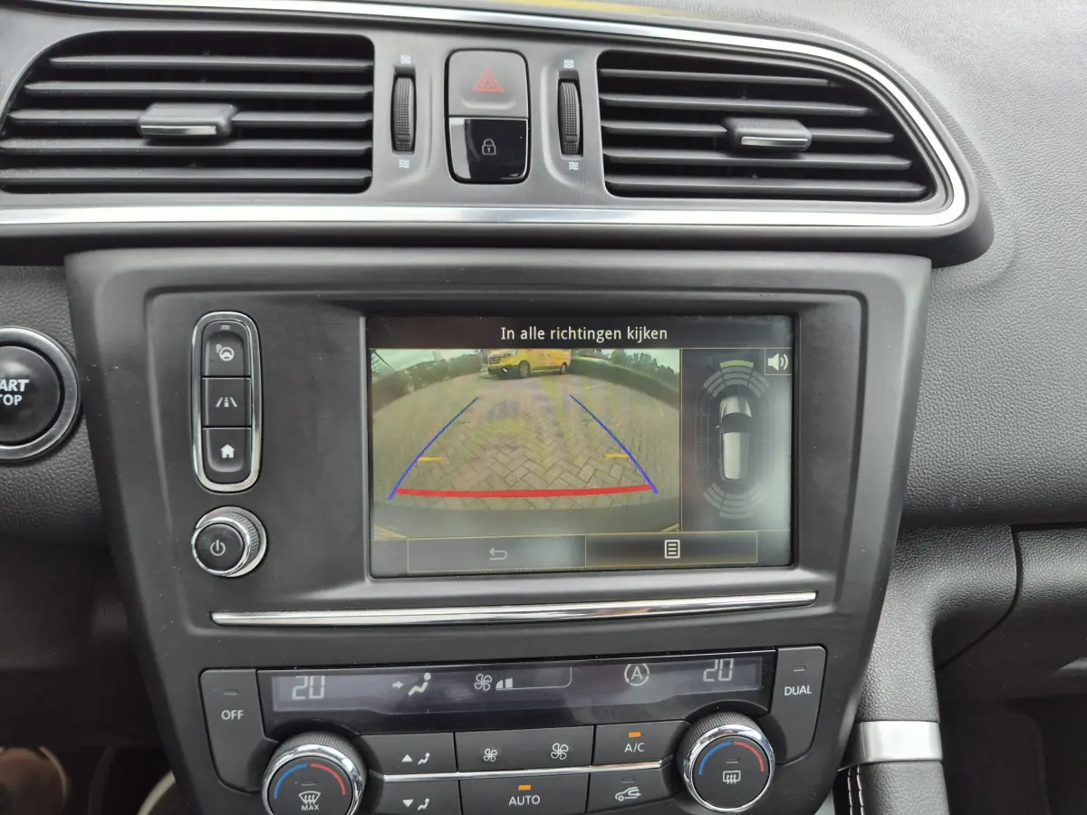 Kadjar TCe 130 Bose Camera + P-sensoren, Dode hoek bewaking, BOSE Audio, Navigatie