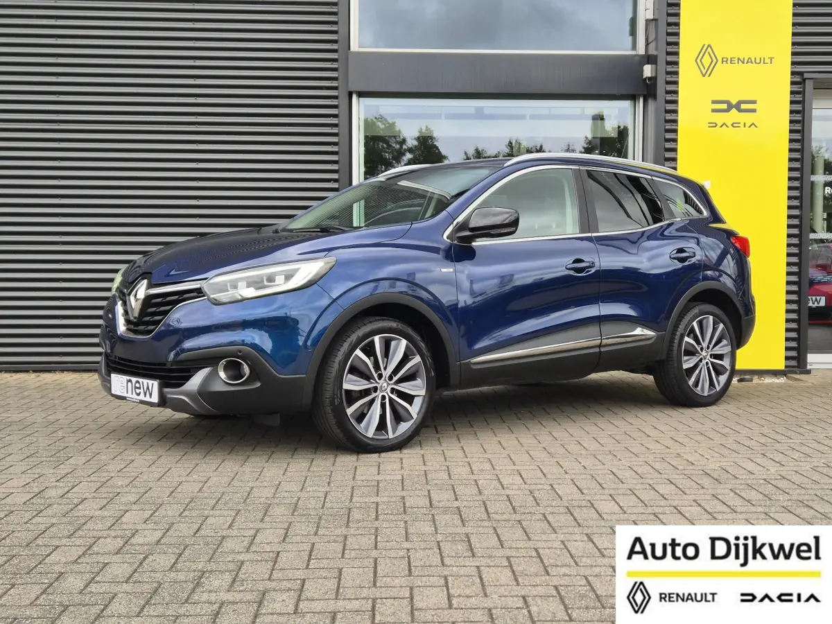 Kadjar TCe 130 Bose Camera + P-sensoren, Dode hoek bewaking, BOSE Audio, Navigatie