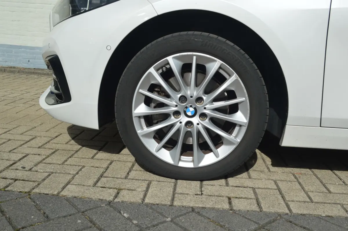 1 Serie 118i Automaat / BOVAG RIJKLAARPRIJS