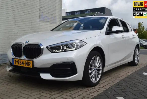 1 Serie 118i Automaat / BOVAG RIJKLAARPRIJS
