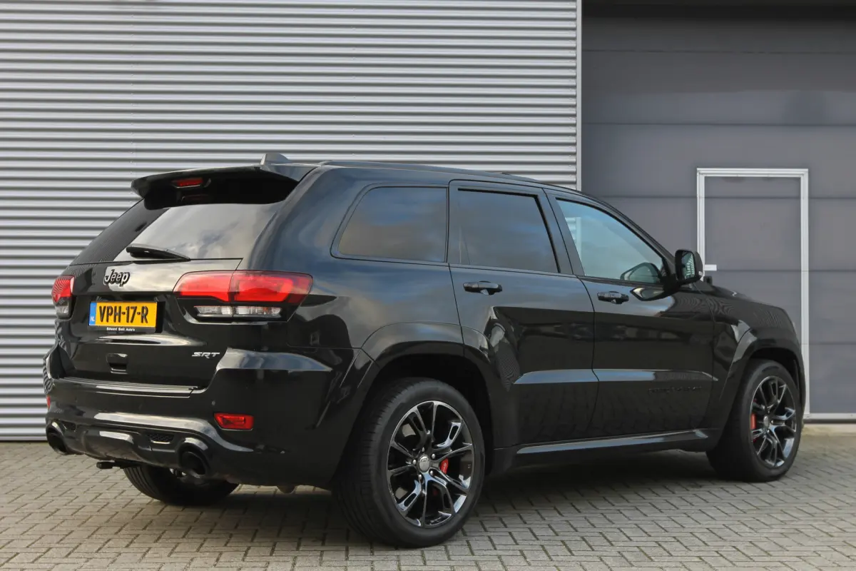 Grand Cherokee 6.4 V8 SRT8 I Aut. I 468 PK I Grijs Kenteken