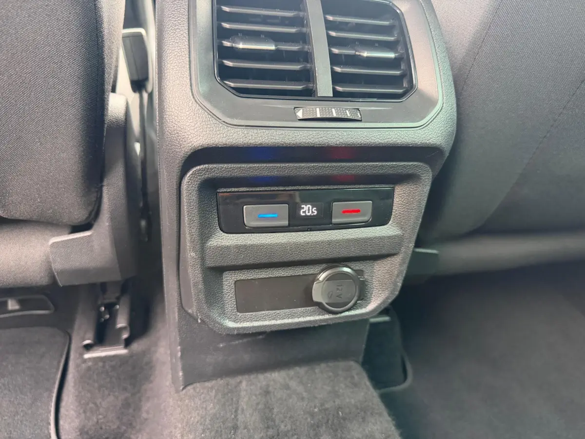 Tiguan 1.5 TSI BOVAG GARANTIE CAMERA/TREKHAAK/CARPLAY
