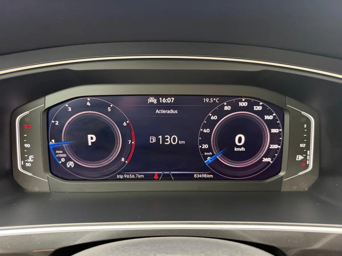 Tiguan 1.5 TSI BOVAG GARANTIE CAMERA/TREKHAAK/CARPLAY