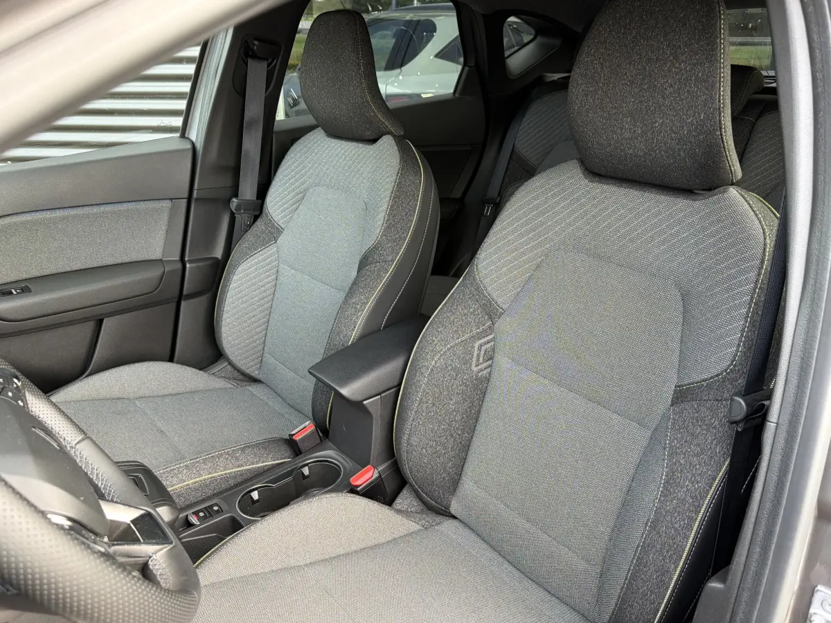 Captur 1.8 E-Tech full hybrid 160 techno Nw. Model!!, Adaptive Cruise, Camera, Google Navi, Apple/Android A