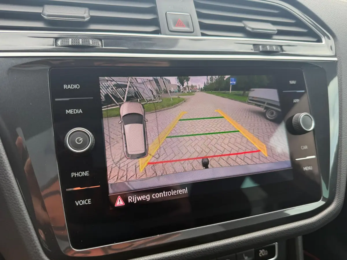 Tiguan 1.4 TSI R LINE BOVAG GARANTIE CARPLAY/PANO/NAVI