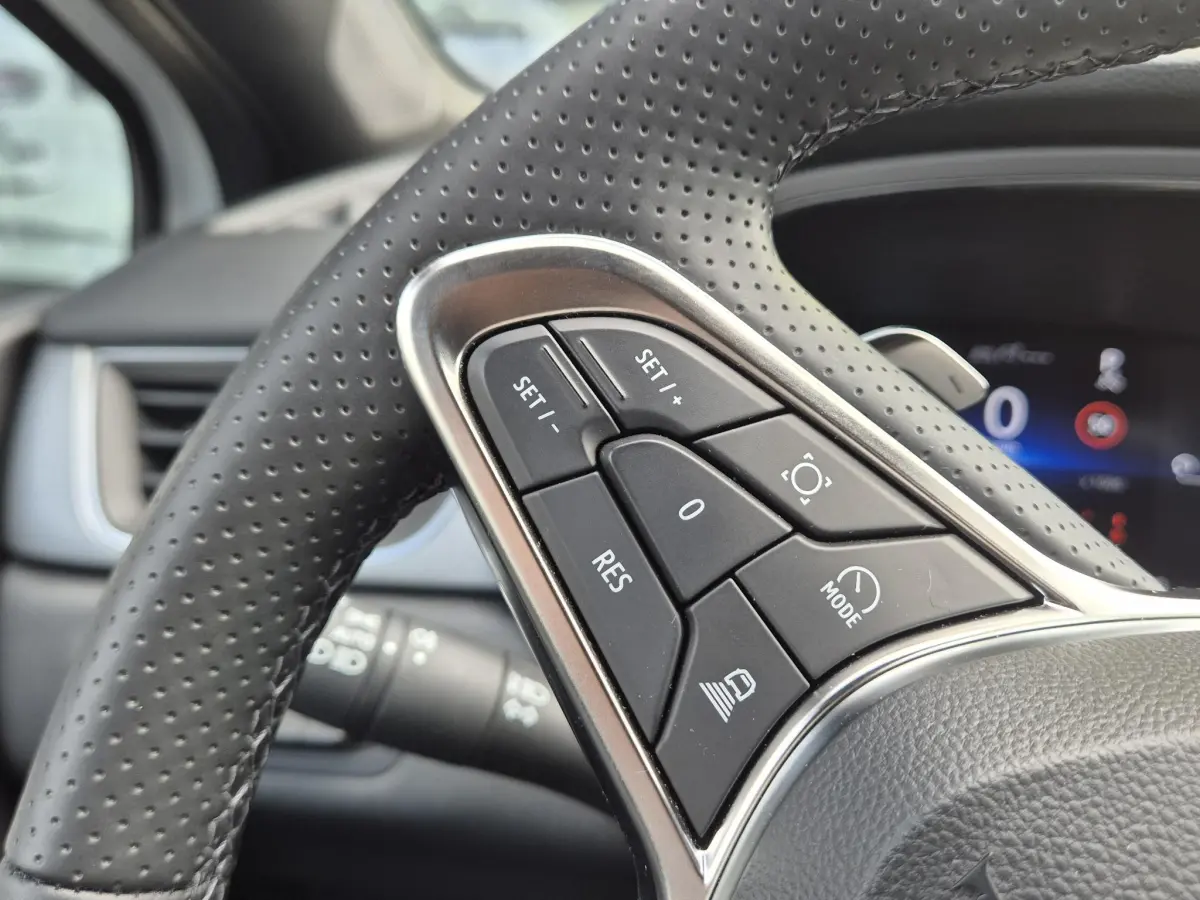 Captur 1.3 mild hybrid 160 EDC AUTOMAAT techno Camera, Adaptive Cruise Control, Stoel/Stuur verw., Apple/An