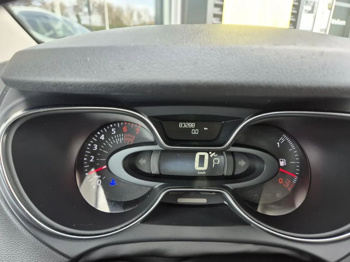 Captur TCe 120 EDC AUTOMAAT Intens Bose® Audiosystem, Panoramadak, Camera, Pack Easy Life