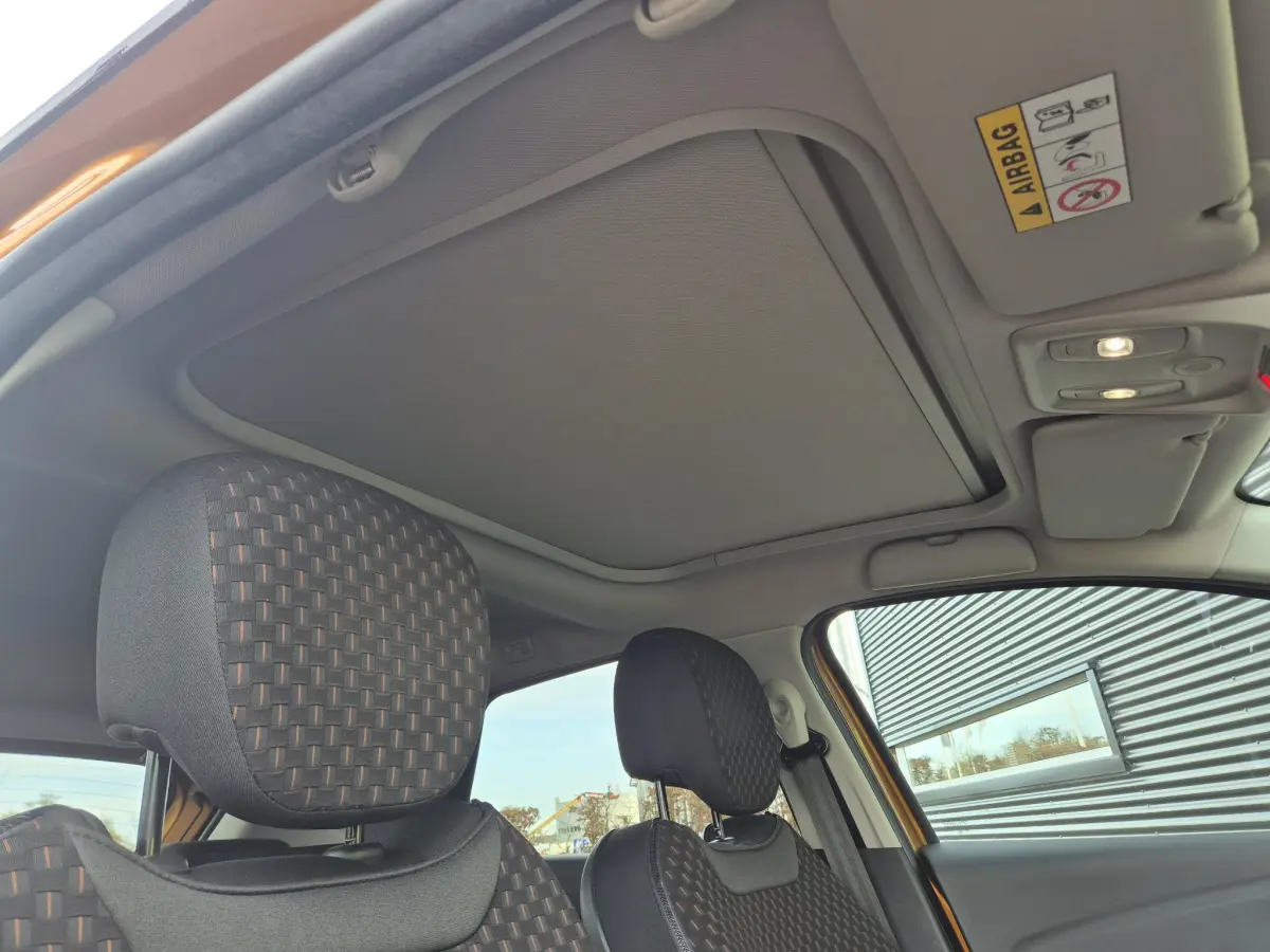Captur TCe 120 EDC AUTOMAAT Intens Bose® Audiosystem, Panoramadak, Camera, Pack Easy Life