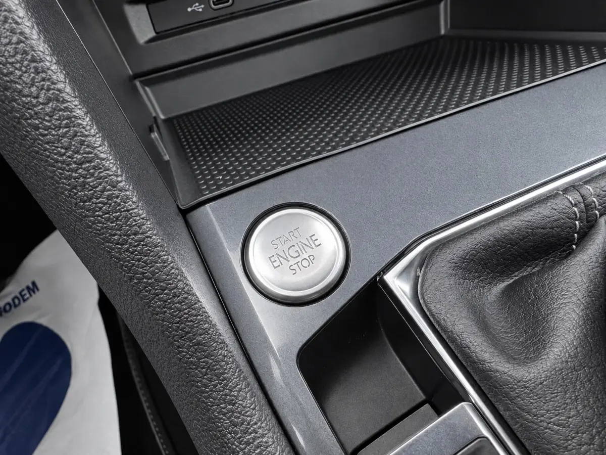 Tiguan 1.5 TSI 2X R-Line BOVAG GARANTIE CARPLAY/ACC/NAVI