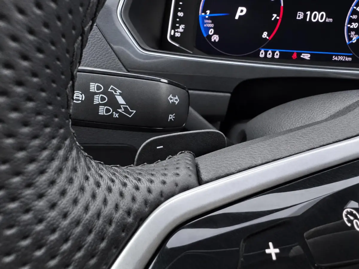 Tiguan 1.5 TSI 2X R-Line BOVAG GARANTIE CARPLAY/ACC/NAVI