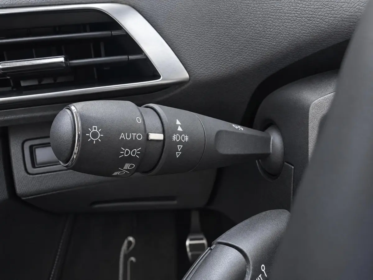 3008 1.2 PureTech GT Line NAVI/CARPLAY/360CAMERA