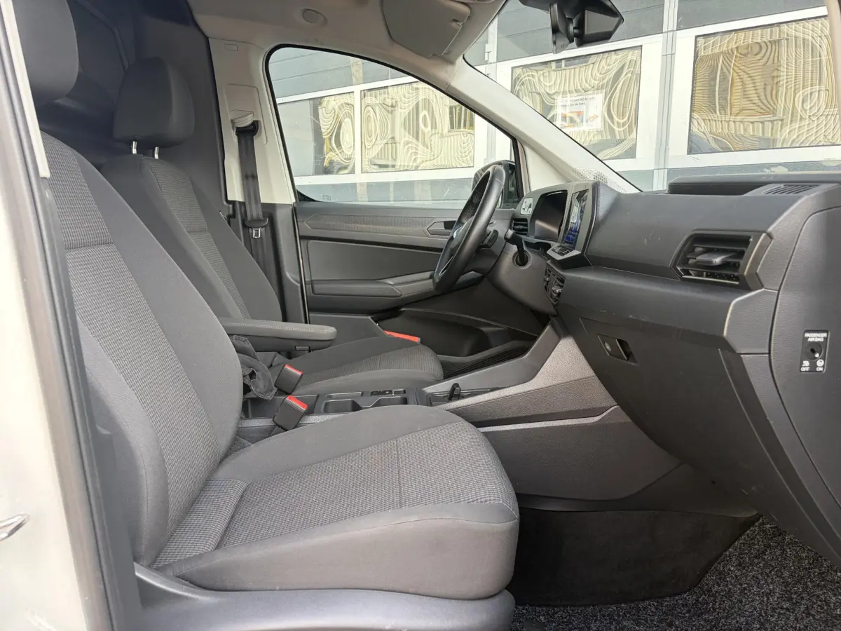 Caddy Cargo Maxi 2.0 TDI Style | Maxton | Stoel verwarming | Camera | Sensoren | CarPlay |
