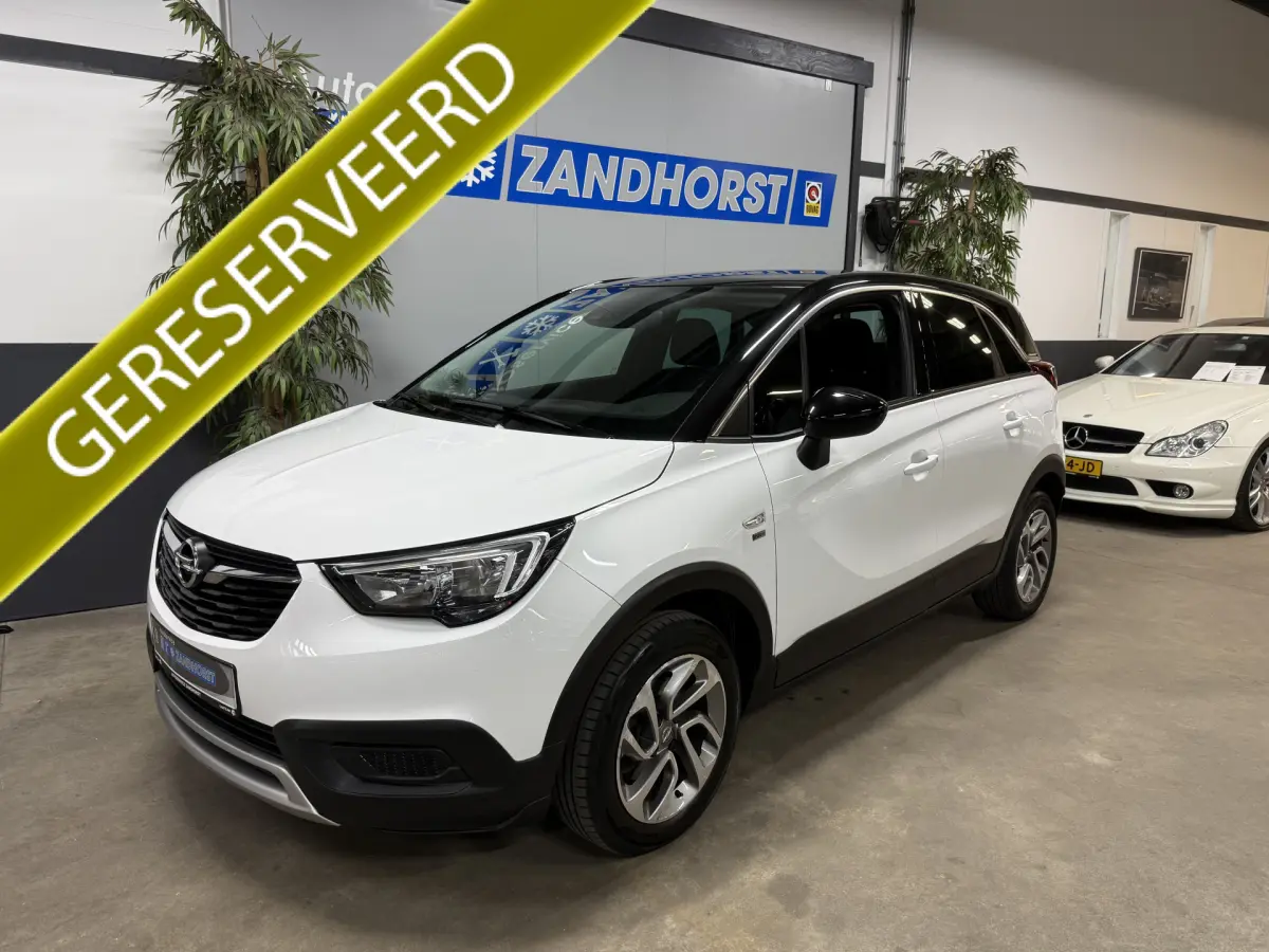 Crossland X 1.2 Turbo 120 Jaar Edition //