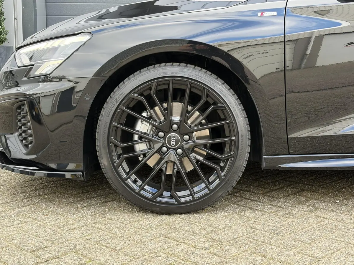 A3 Sportback 35 TFSI 3x S Line edition | Pano | B&O | Camera | Elek stoelen | 19 inch |