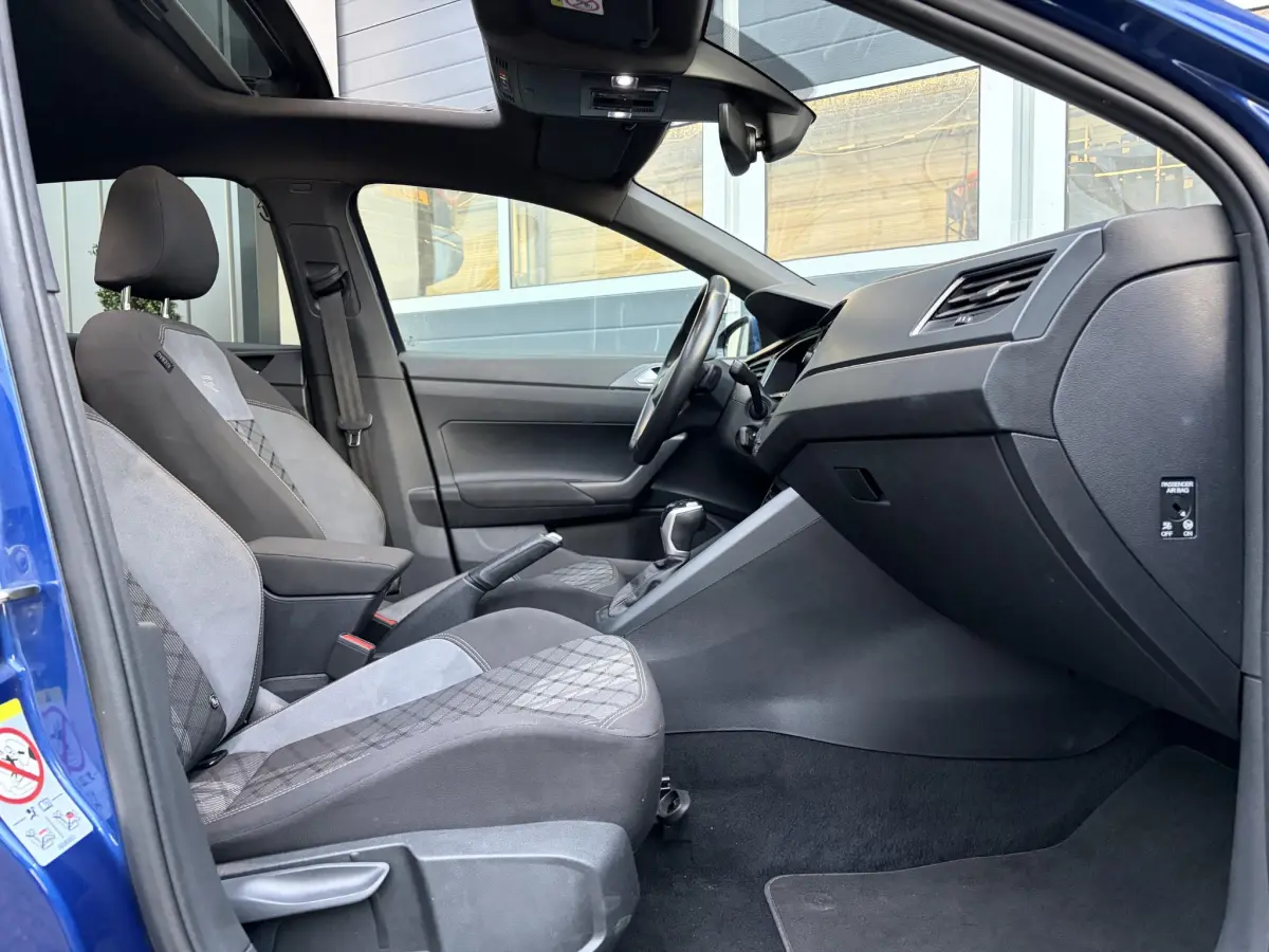 Polo 1.0 TSI R-Line | 3x R-Line | Pano | IQ Light | Camera | Parkeer sensoren |